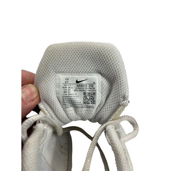 Nike Court Vapor X White Green Junior Youth size 6 Tennis Sneaker Shoe AR88151-1 - Picture 3 of 5